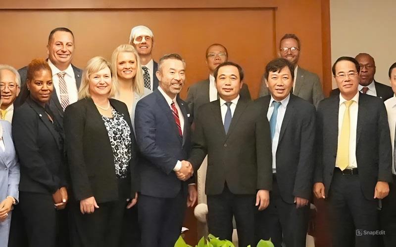 Vietnam strengthens agricultural and environmental cooperation with Oregon (U.S.)